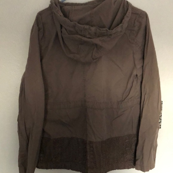 Charlotte Ruse Jacket - Picture 5 of 5